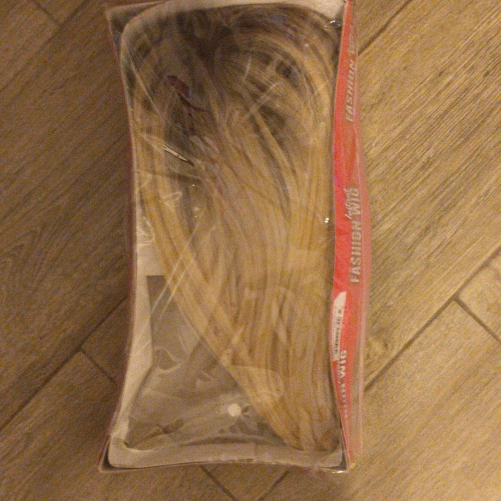Blonde #DR613 Sensationnel Wig